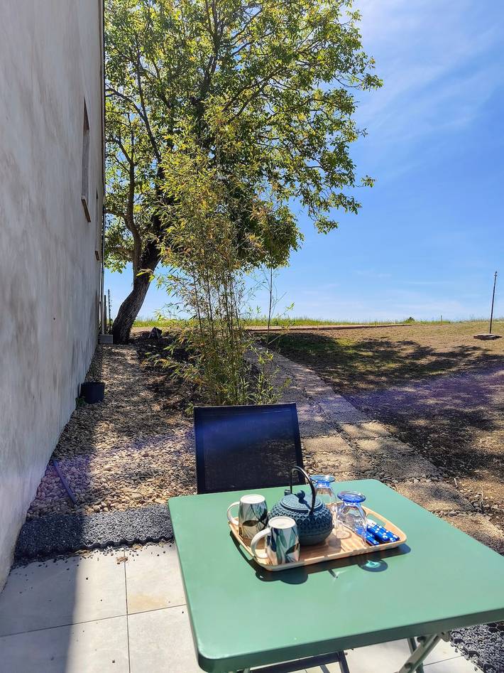Ganzes Studio, Studio „Unabhängiges Zimmer, privates Bad“ mit privater Terrasse, Wlan und Klimaanlage in Saulcet, Allier