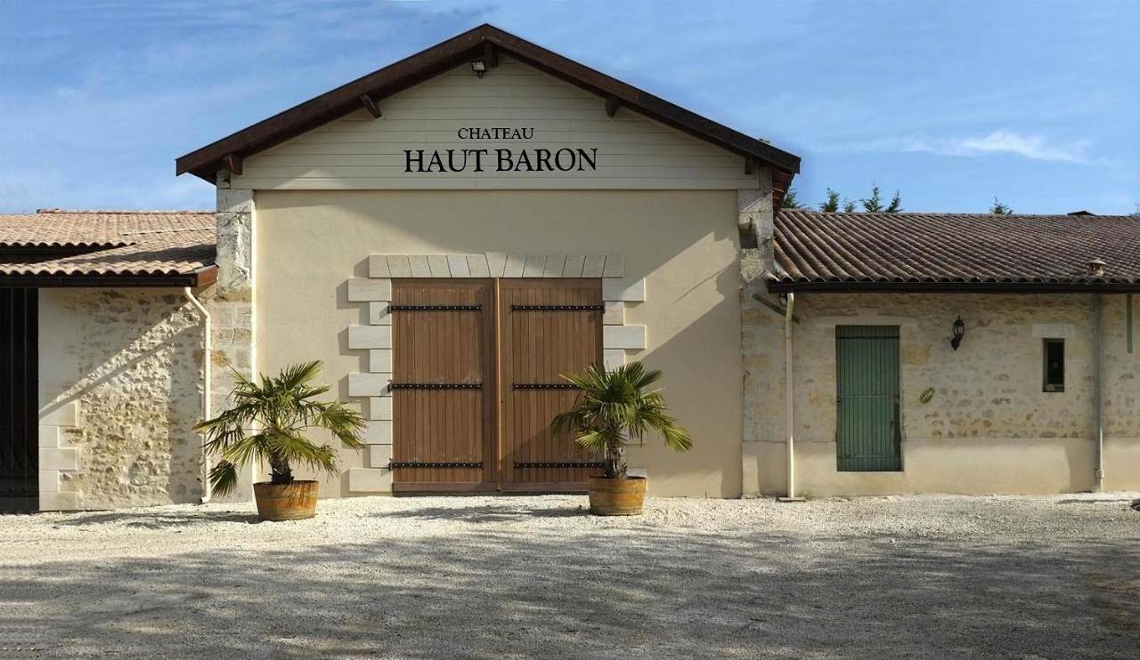 Double Room with Garden View in Saint-Estèphe, Région de Lesparre-Médoc