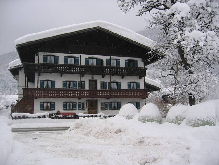 Beim Lenz - Doppelzimmer Nr. 2 mit Garten- und Bergblick, 12 qm, Du/Wc in Schleching, Bayerische Alpen