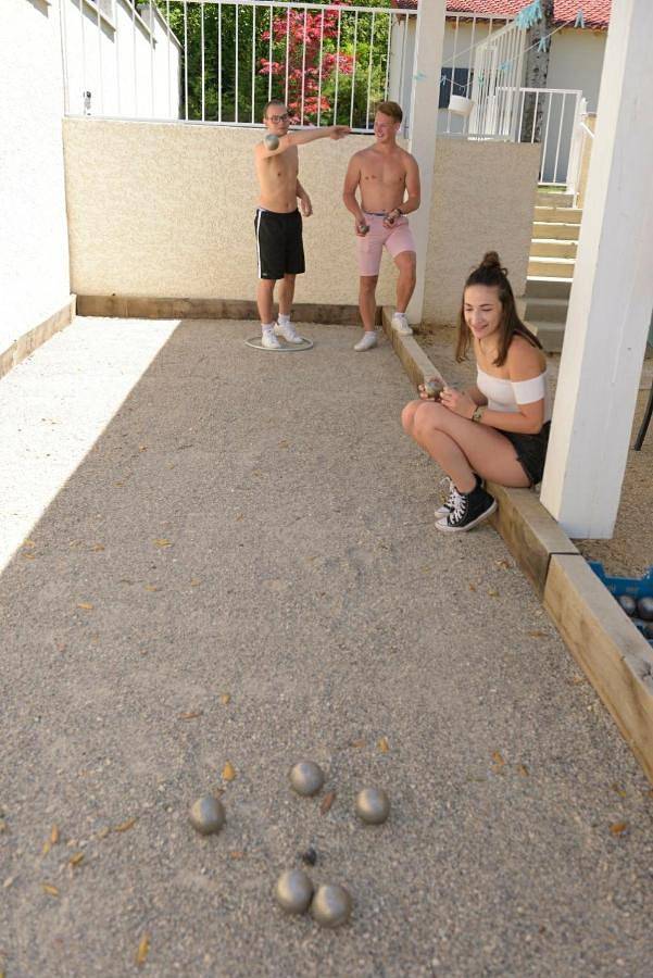 Gîte pour 4 personnes, avec piscine ainsi que jardin et vue à Saint-Maurice-l'Exil - 4