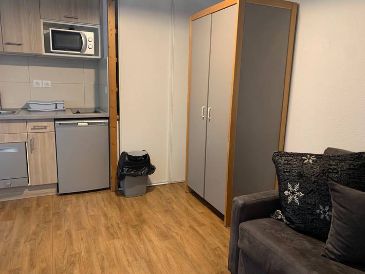 Ganzes Studio, Studio für 4 mit Balkon, WiFi und Parkplatz in Brides-les-Bains, Vanoise-Massiv