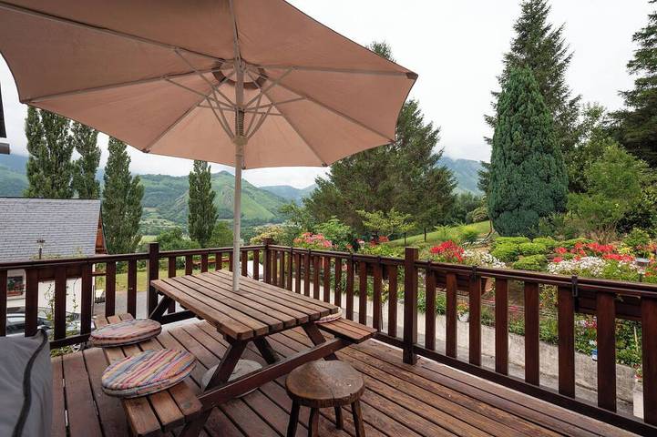 Gîte pour 6 personnes, avec balcon et jardin - 1