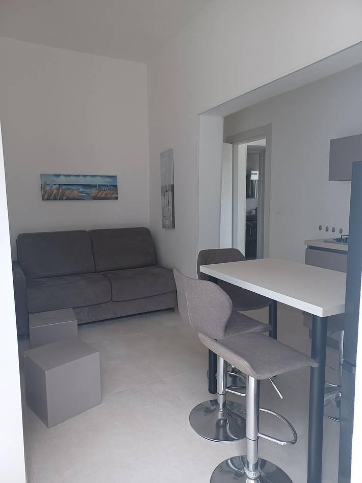 Casa Favolosa: up to 4 guests, private hot tub & terrace among olive trees near the sea in Nardò (municipality), Gulf of Taranto