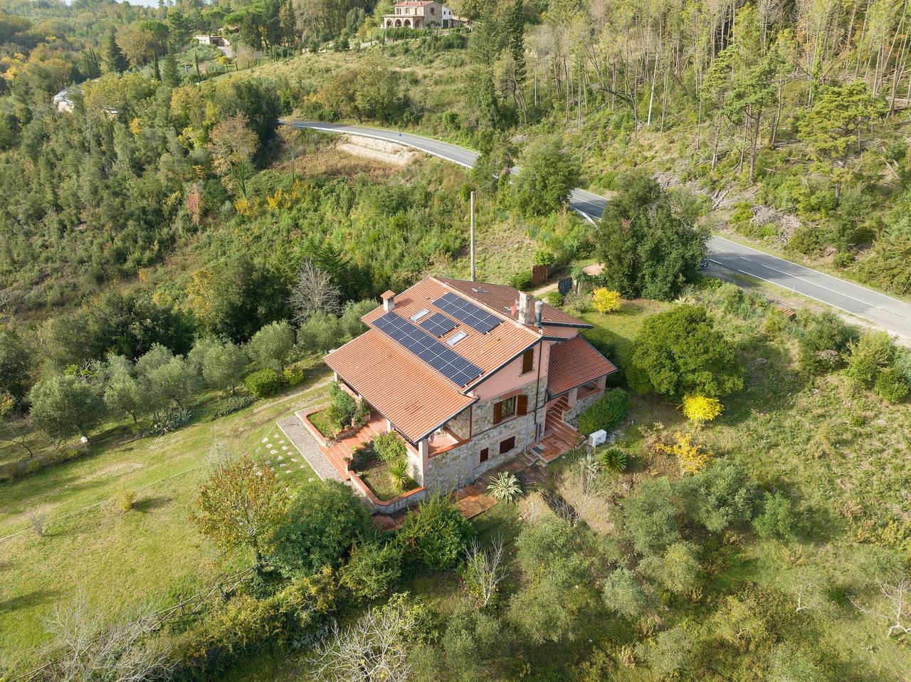 Maison de vacances "Casa Flora" avec piscine privée, terrasse et Wi-Fi in Monteverdi Marittimo, Côte des Étrusques