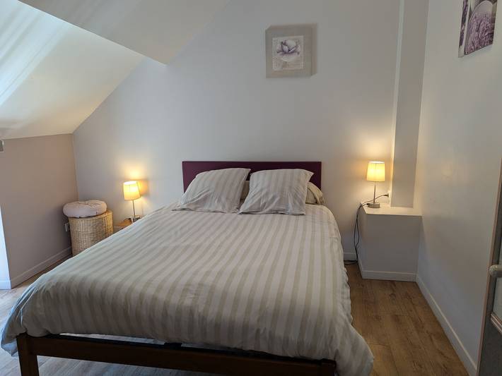 Gemütliches Ferienhaus in Loiretal, nah an Schlössern – für 4 Personen, privater Terrasse in Cléry-Saint-André, Loire-Tal