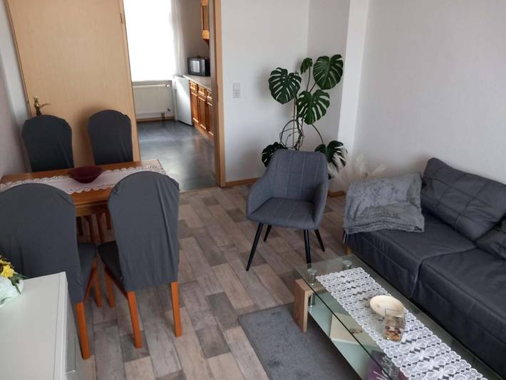 Appartement/Fewo, Dusche, Wc, 1 Schlafraum in Naumburg, Saale-Unstrut