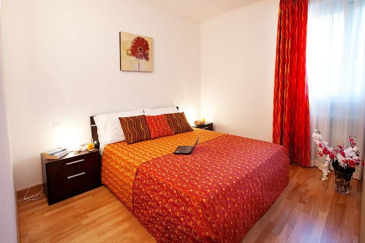 Ganze Wohnung, Apartments mit Pool in brandneuer Residenz - 84335 (für 6/8. 3 Schlafzimmer) in Tremezzo, Gemeinde Tremezzina