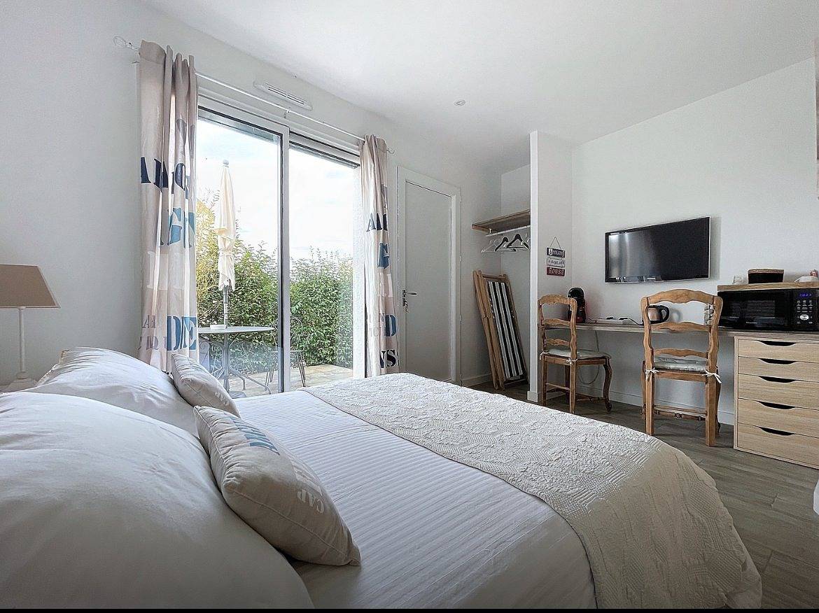 Chambre d'hôtes Les Dauphins - Chambre in Graye-sur-Mer, Côte de Nacre