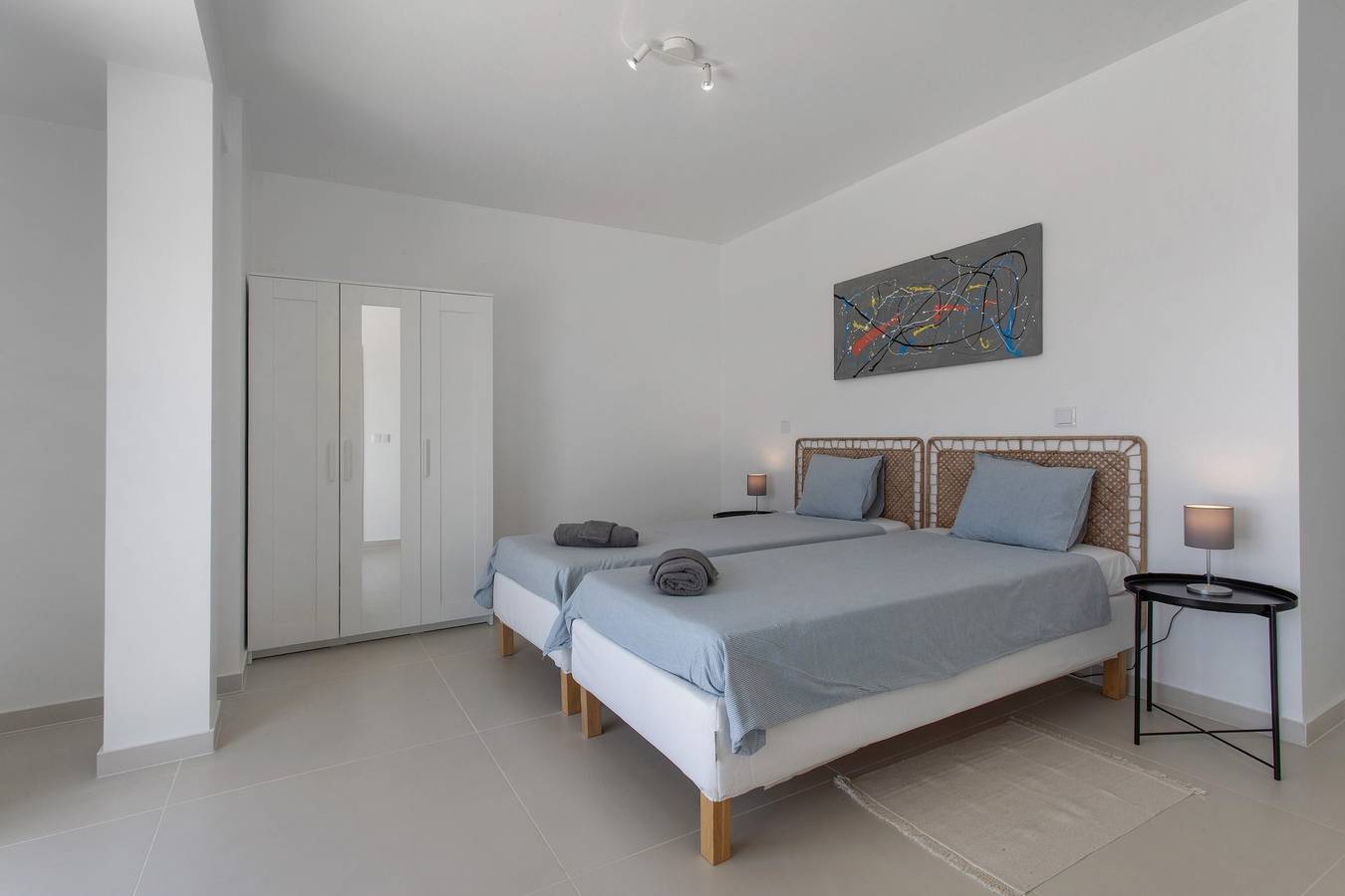 Zimmer 'Moon' mit Bergblick, gemeinschaftlichem Pool und Wlan in Lourinhã, Lissabon Distrikt