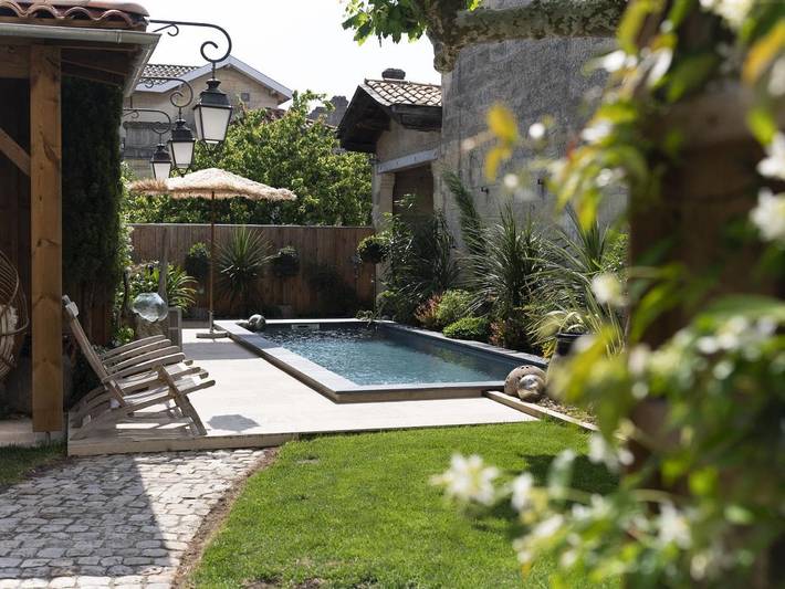 Maison d’hôte pour 2 personnes, avec piscine et sauna ainsi que vue et terrasse