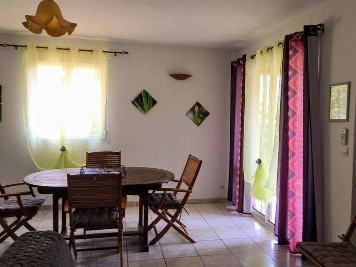Location de vacances pour 5 personnes, avec Terrasse et Jardin à Solliès-Toucas - 4