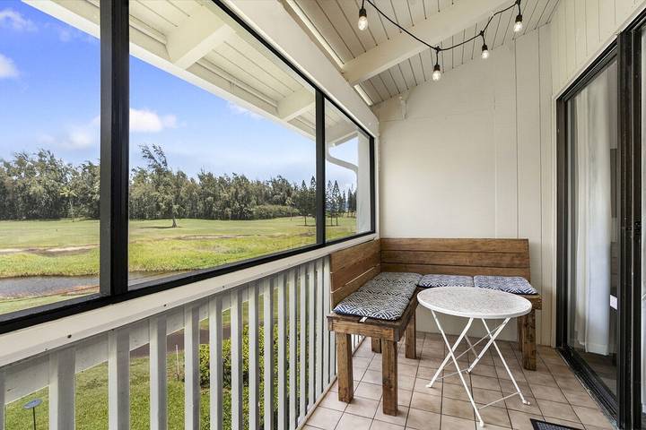 Vacation rental for 4 people, with balcony and pool in Turtle Bay