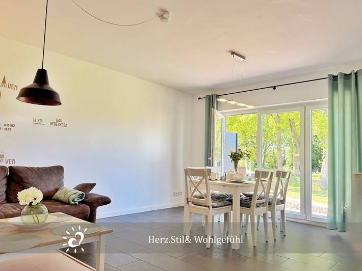 Ferienhaus für 6 Personen, mit Sauna und Whirlpool sowie Terrasse in Geestland