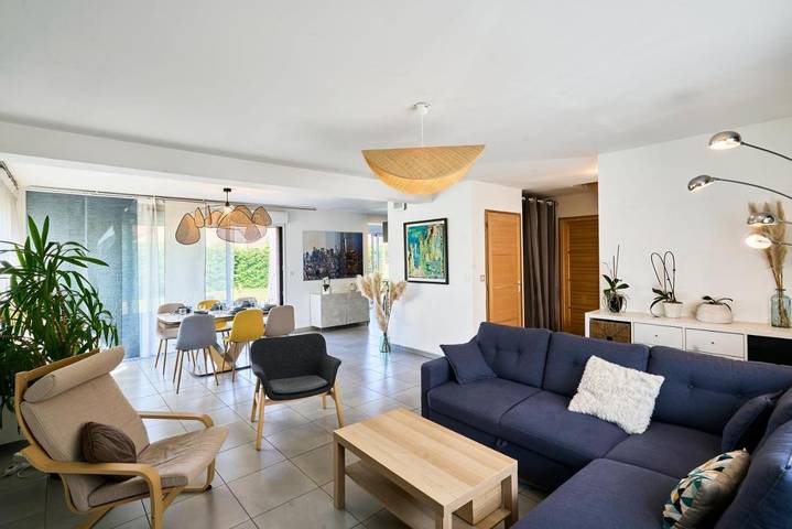 Location de vacances pour 8 personnes, avec jardin dans Santes - 3