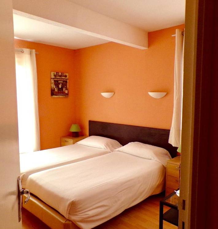 Hôtel pour 2 personnes, avec terrasse dans Incles - 4