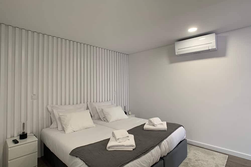 Entire apartment, Palhotas Guest House - Apartamento Palhotas in Braga, Braga District