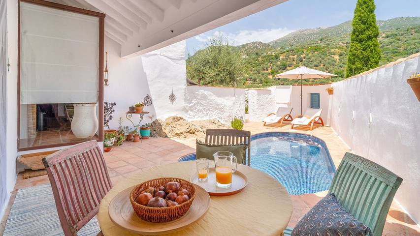 Casa rural para 6 personas, con piscina en Periana