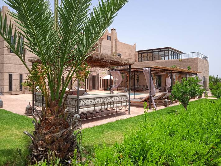 Villa pour 20 personnes, avec terrasse et piscine au Maroc