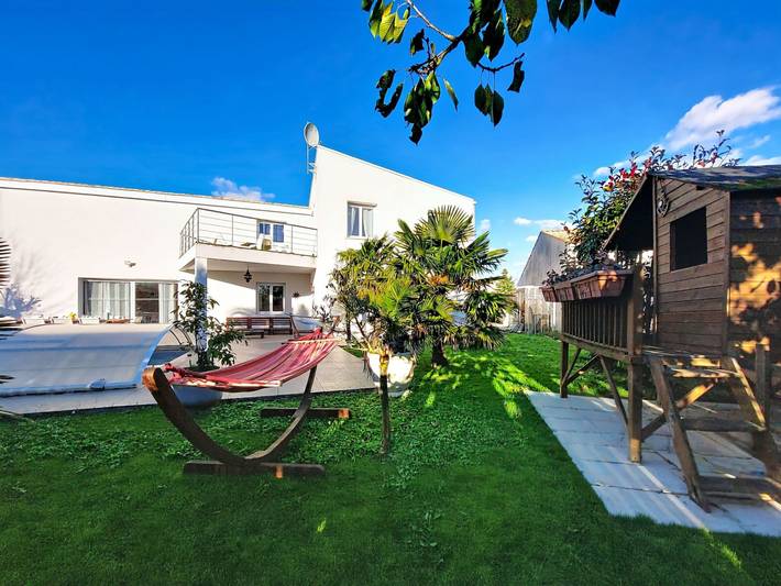 Maison de vacances pour 10 personnes, avec jardin et terrasse à Meschers-sur-Gironde