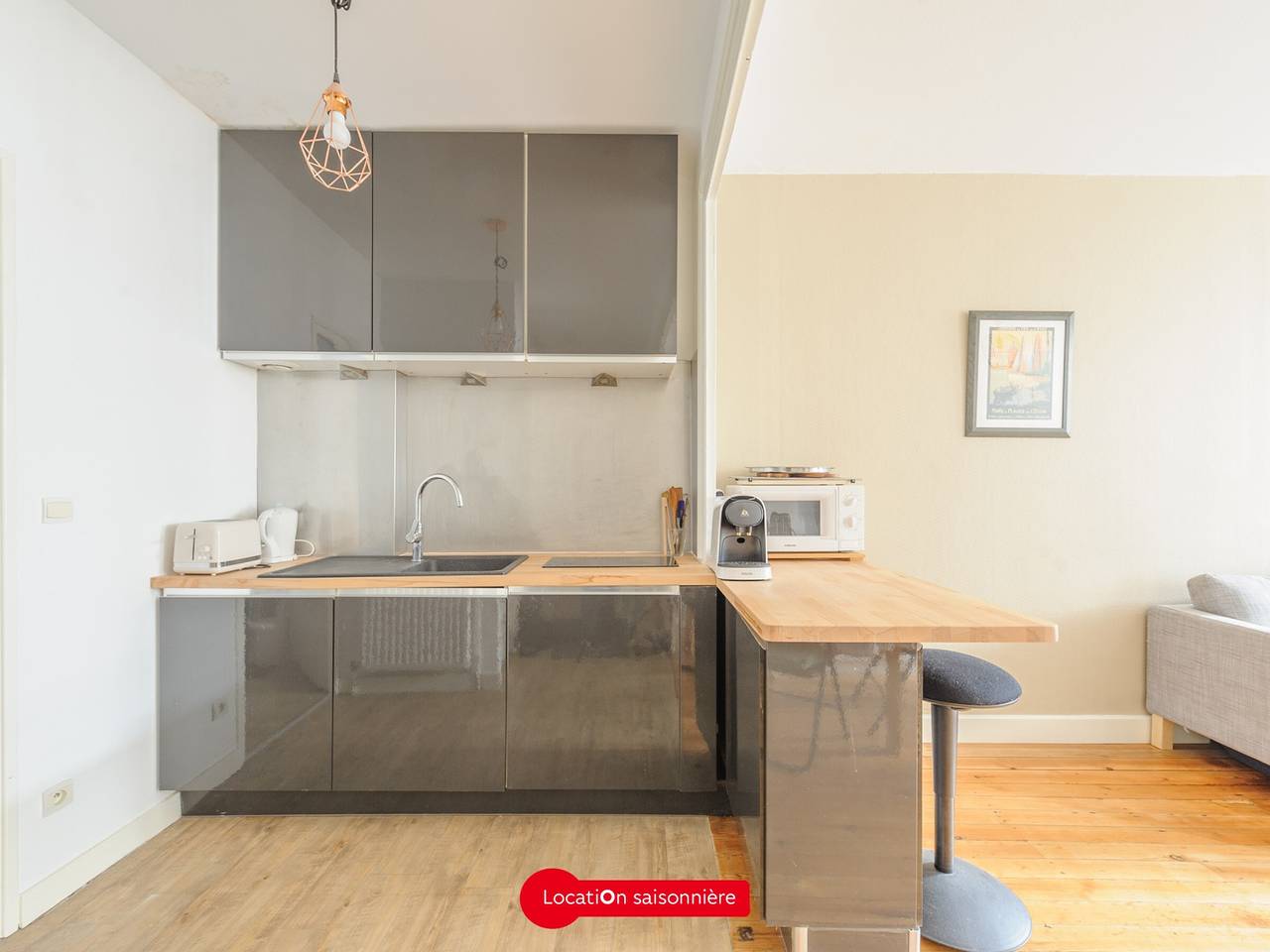 Appartement entier, Charmant T2 Centre Historique La Rochelle - Extérieur & Confort, 2 à 3 pers. Proche Vieux Port in La Rochelle, Région de La Rochelle