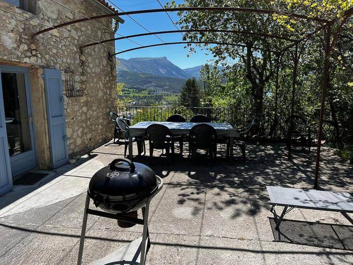 Location de vacances pour 6 personnes, avec terrasse ainsi que vue sur le lac et jardin à Saint-André-les-Alpes - 4