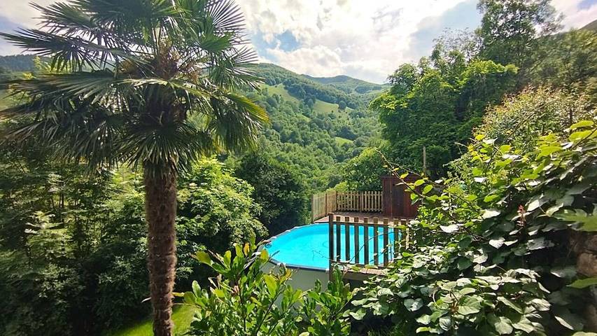 Chalet pour 12 personnes, avec balcon et jacuzzi ainsi que jardin et piscine dans les Hautes-Pyrénées - 4