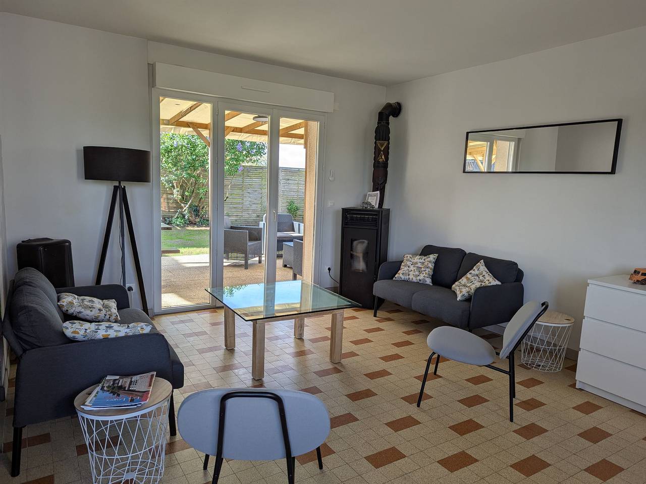Maison familiale au bord de la Loire à Sigloy pour 6 personnes in Sigloy, Vallée de la Loire