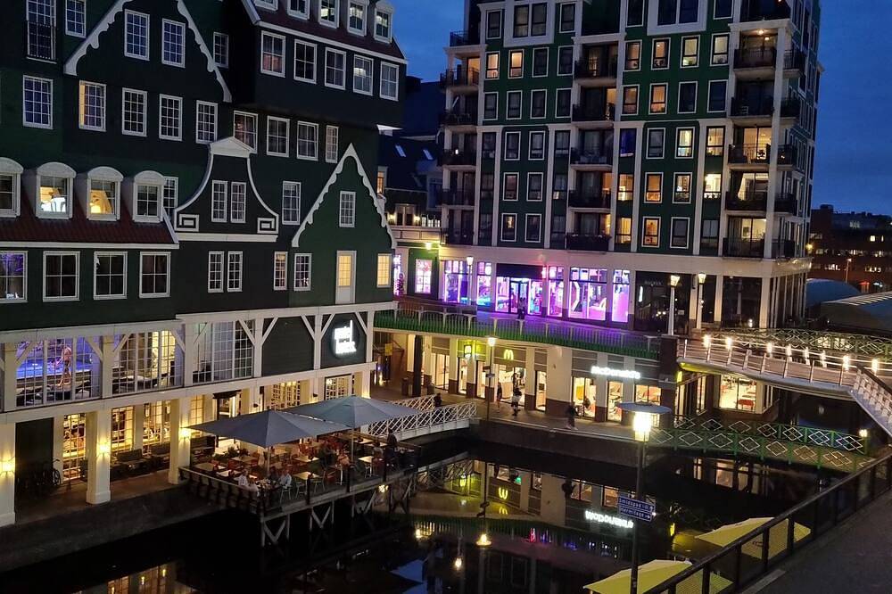 Entire apartment, Hermitage Suits & Apartments - Amsterdam Zaandam in Zaandam, Dutch Coast