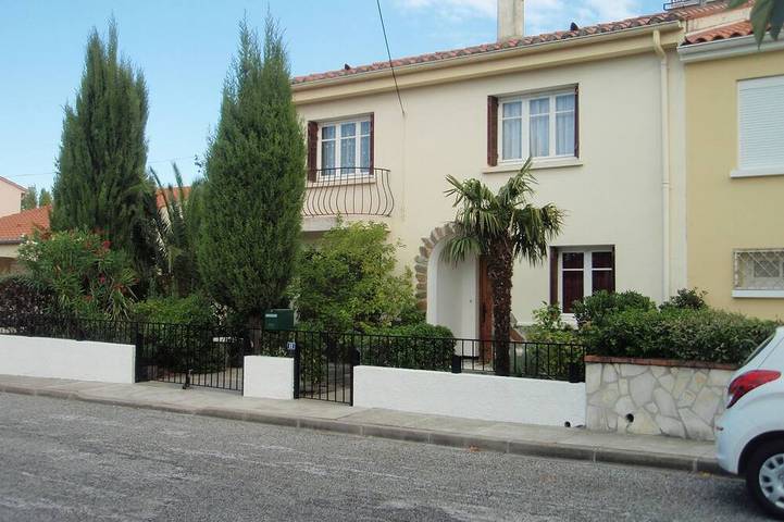 Location de vacances pour 9 personnes, avec jardin et balcon à Saint-Génis-des-Fontaines - 3