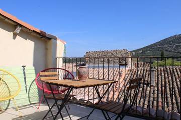 Gîte pour 3 personnes, avec terrasse à Malaucène