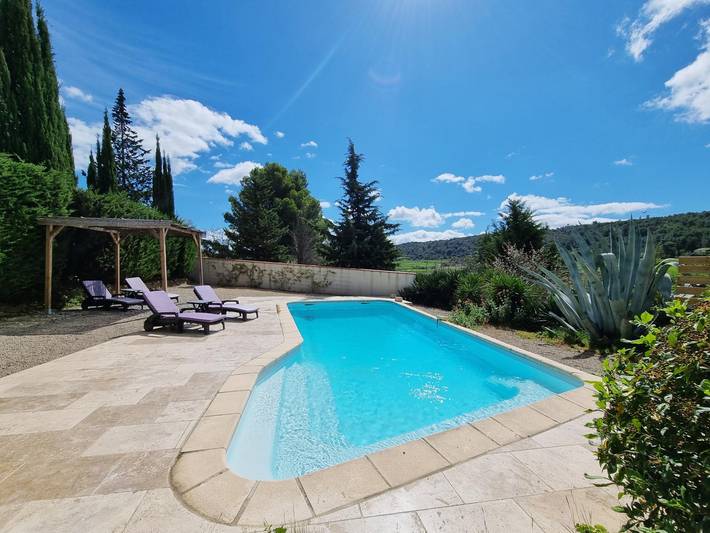 Maison de vacances pour 4 personnes, avec Terrasse ainsi que Jardin et Piscine dans Minervois