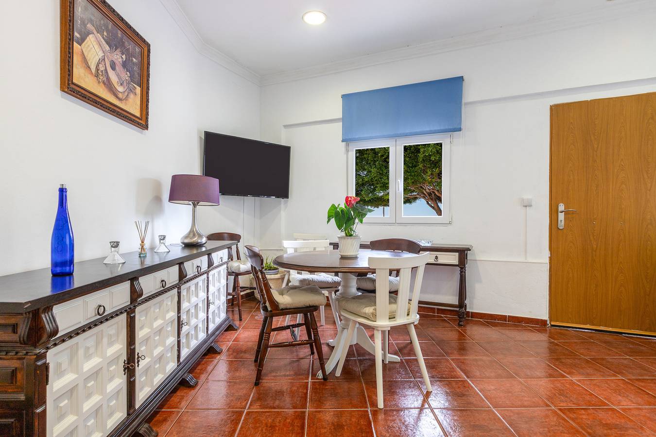 Entire apartment, Apartment 'Vivienda en Calle la Luna' with Wi-Fi and Air Conditioning in La Carihuela, Torremolinos