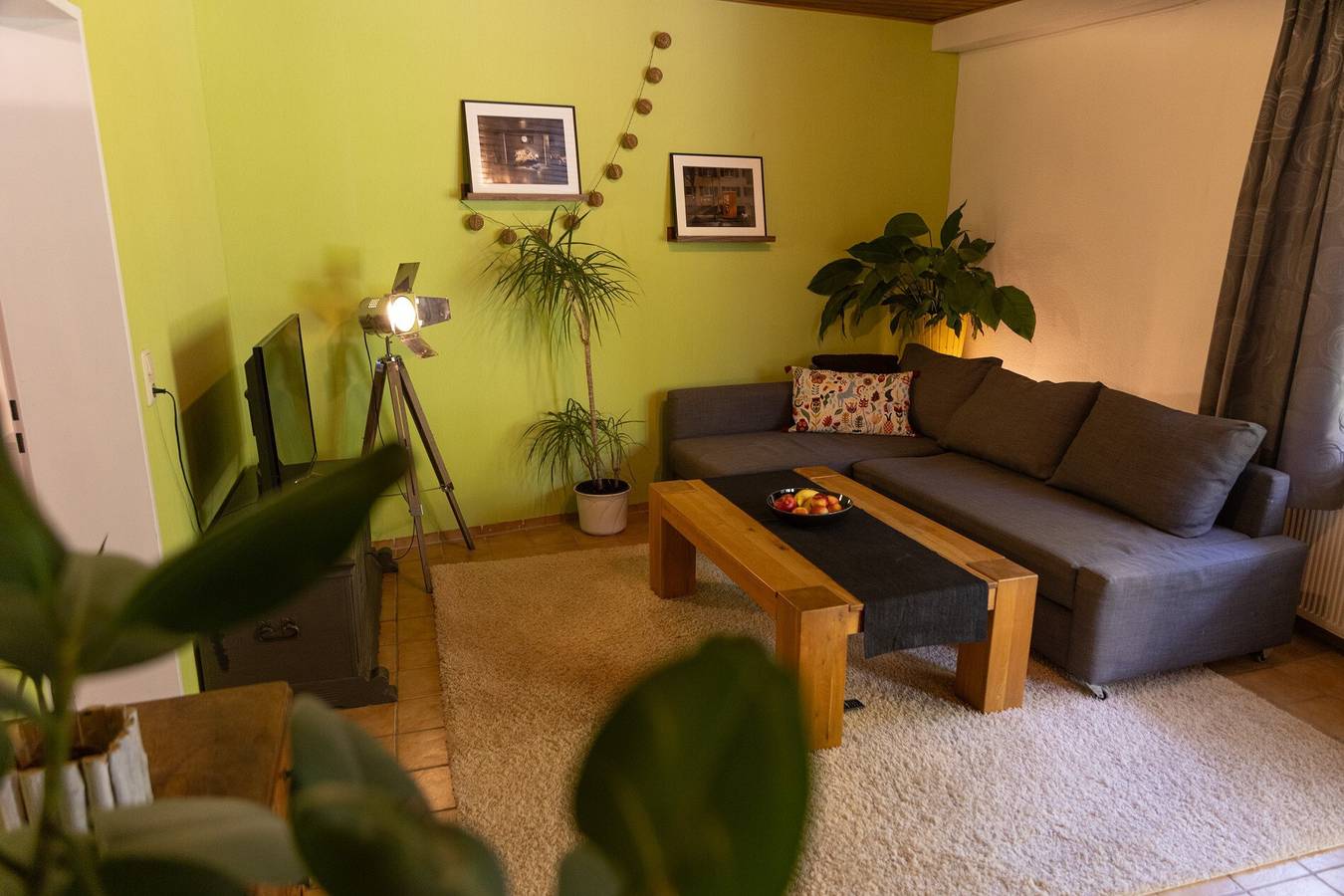 Apartamento entero, Apartamento 'Taunuslodge' con terraza privada, jardín y Wi-Fi in Neu-Anspach, Hochtaunuskreis