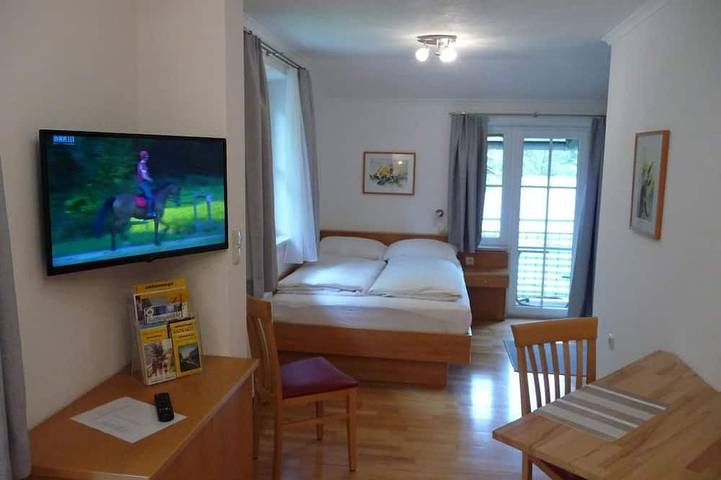 Ferienwohnung für 2 Personen, mit Balkon und Garten in Fuschl am See - 3