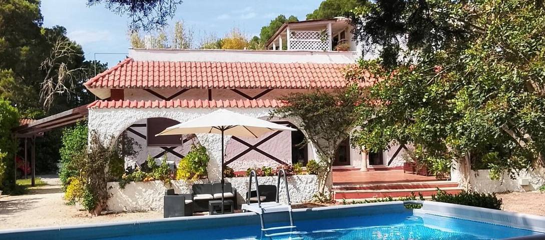 Casa vacanza per 3 persone, con giardino e piscina a Giurdignano