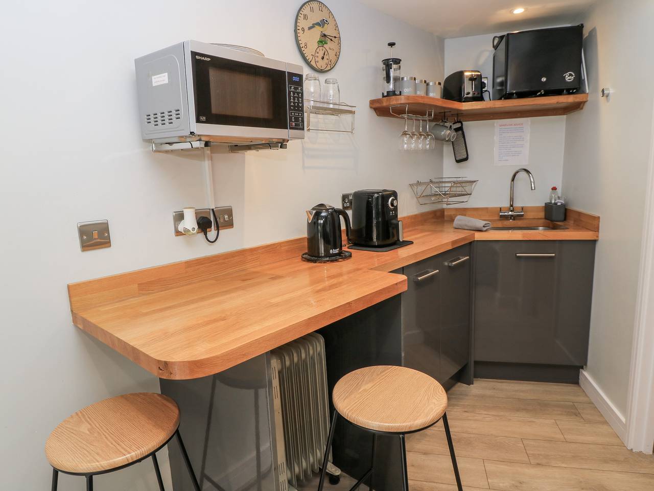 The Chill Garden Room in Shepton Mallet, Somerset