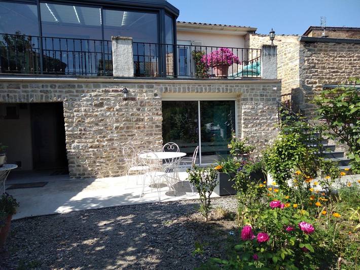 Chambre d’hôte pour 4 personnes, avec Terrasse et Jardin