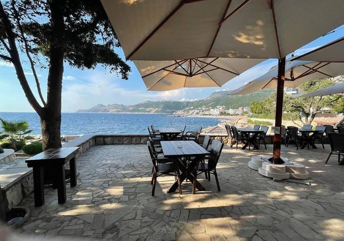 Apartamento entero, Apartamento de vacaciones para 4 personas con balcón/terraza in Montenegro Coast