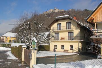 Ferienwohnung für 5 Personen, mit Garten, kinderfreundlich in Villach