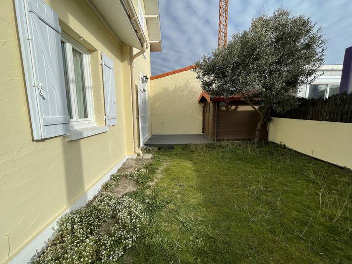 Gîte pour 2 personnes, avec jardin dans Office De Tourisme De Biscarrosse - 2