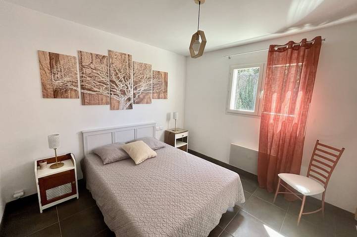 Villa pour 6 personnes, avec jardin et terrasse, animaux acceptés à Vallon-Pont-d'Arc - 2