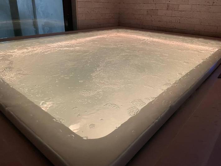 Maison d’hôte pour 2 personnes, avec Jacuzzi ainsi que Terrasse et Piscine à Brindisi
