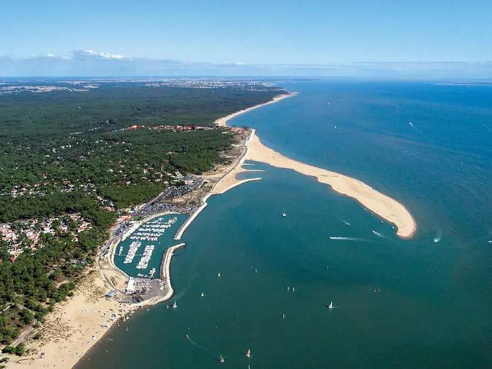 Villa pour 5 personnes, avec piscine et terrasse dans La Palmyre
