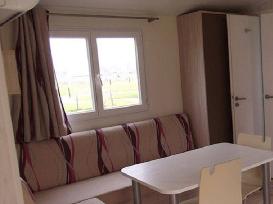 Camping Paradis La Vallée du Lot  - Mobilhome 4 personas - confort + 2 habitaciones para 4 personas in Pujols, Región de Villeneuve-sur-Lot