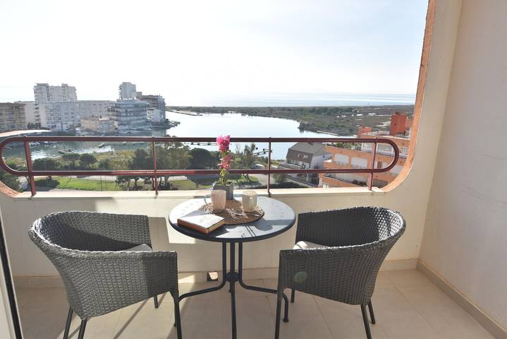 Cabaña para 4 personas, con Terraza y Jardín además de Piscina y Vistas en Roses