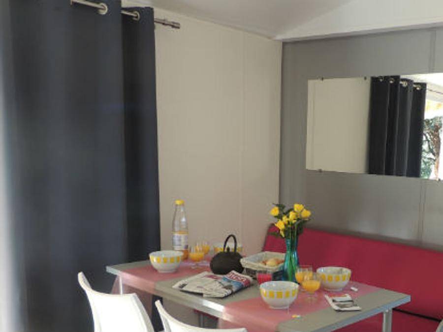 Camping le Domaine de Gajan - Mobilheim 4 personen - Komfort + Life Pmr in Boisseron, Mittelmeerküste (Frankreich)