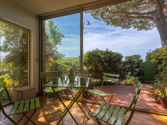 Gîte pour 6 personnes, avec jardin dans Zone nature des vieux salins d'Hyères - 3
