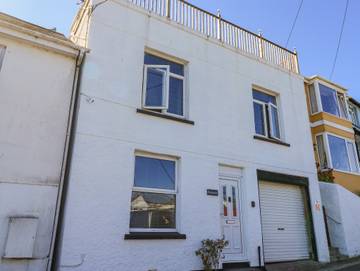 Holiday Rental for 6 People in Looe, Cornwall, Photo 2