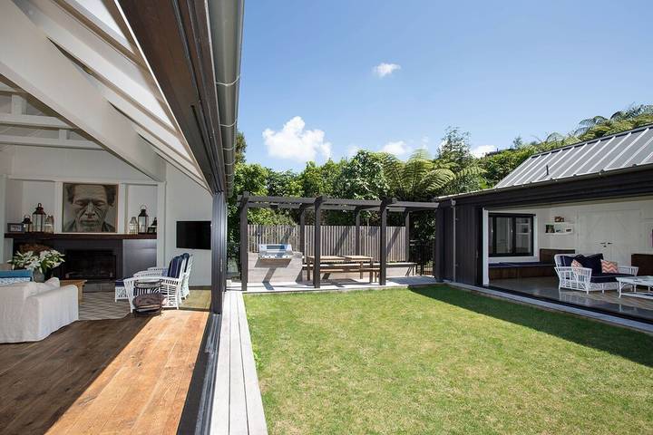 Location de vacances pour 8 personnes, avec jacuzzi et jardin à Taupo - 4