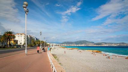 Gîte pour 2 personnes, avec balcon dans Plage Carras Nice